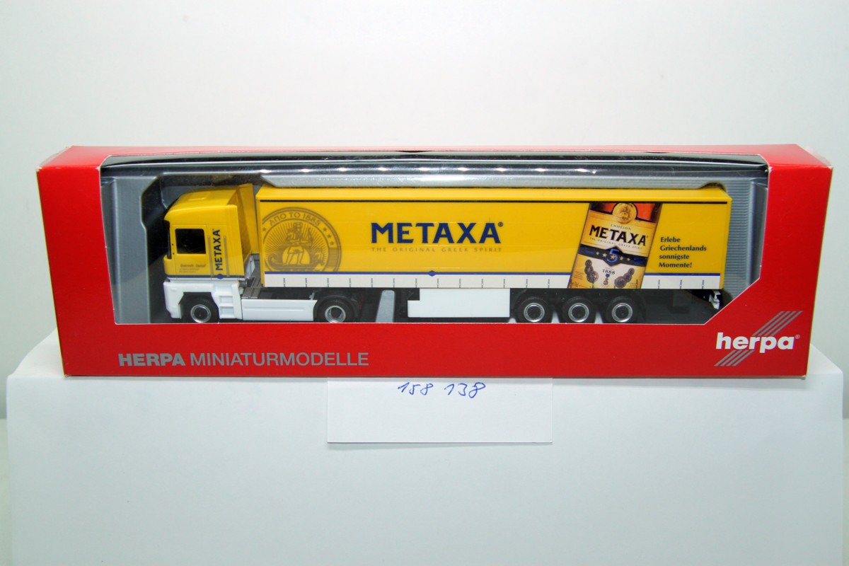 Herpa 158138, Renault Magnum 08 curtainsider semitrailer "Metaxa", 