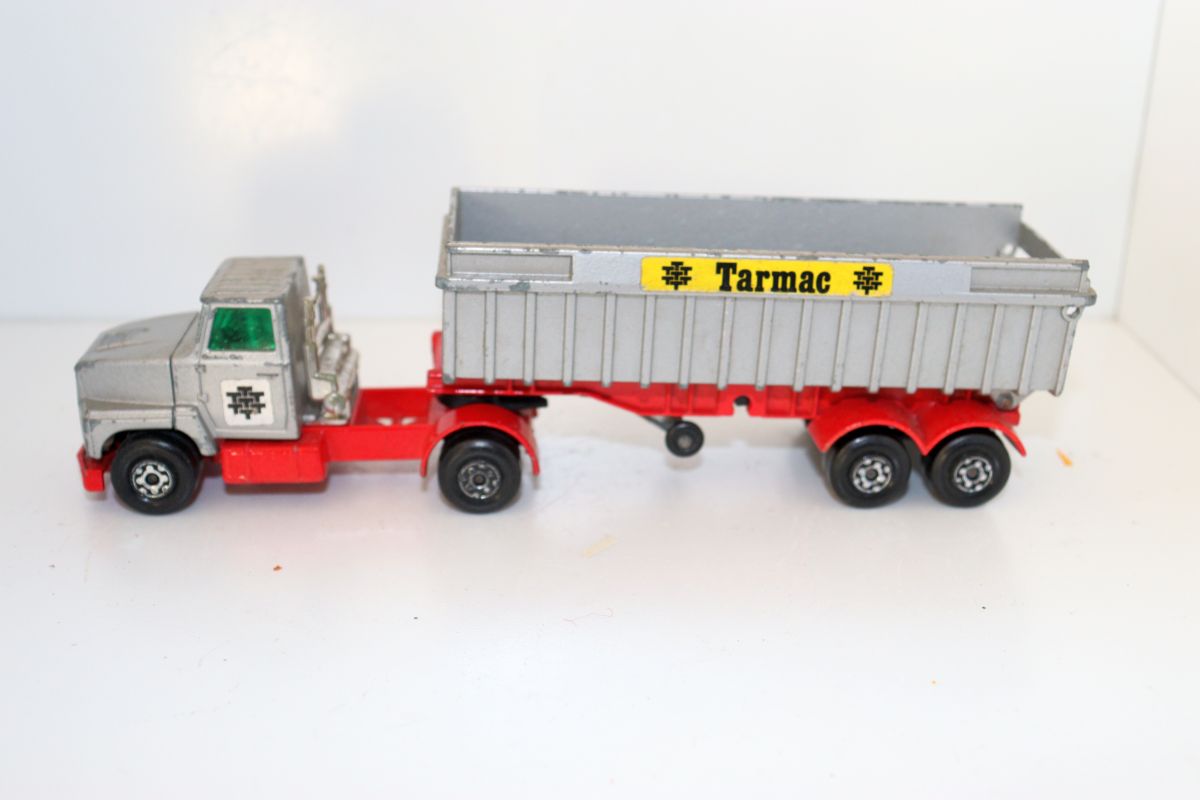 Matchbox SW21534, Super Kings K-115, FORD LTS Lorry & TARMAC Tipper TRUCK, silver, scale 1:55, used 