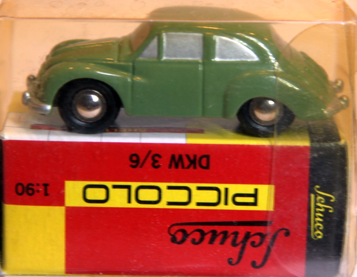 Schuco  01351 Piccolo DKW 3/6, grün, im Originalkarton