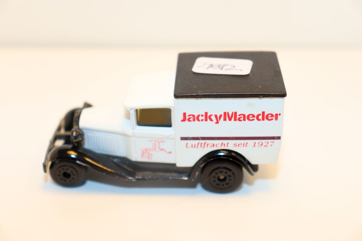 Matchbox SW21882, Matchbox Superfast, Ford A, ‘Jacky Maeder Air Freight since 1927’, 1:55 scale, 