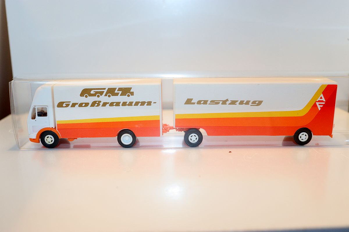 LKW SW20391, "GLZ Großraum-Lastzug", prange/weiß