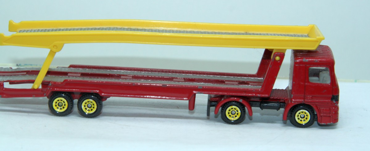 siku Autotransporter rot/gelb, Maßstab 1:87, bespielt mit Gebrauchsspuren, siehe Bilder, ohne Originalverpackung