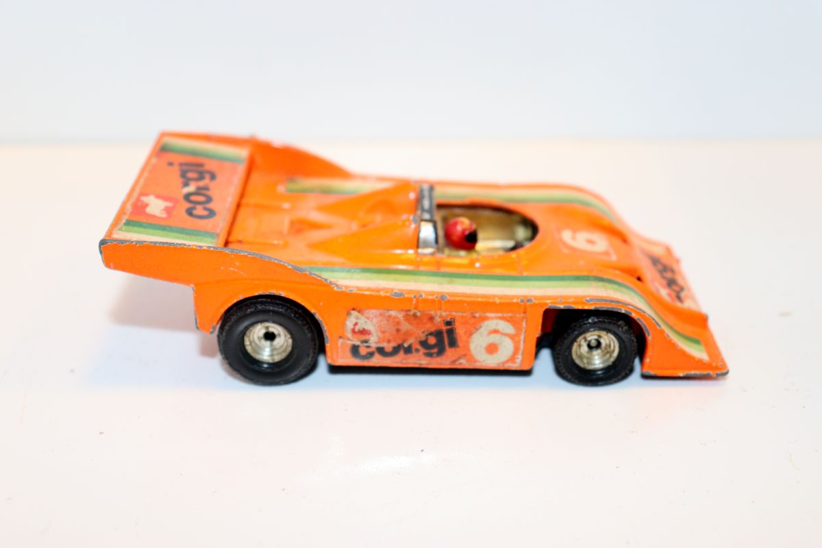 Corgi SW21560,  Corgi - Porsche, CAN AM Audi Rennwagen, orange