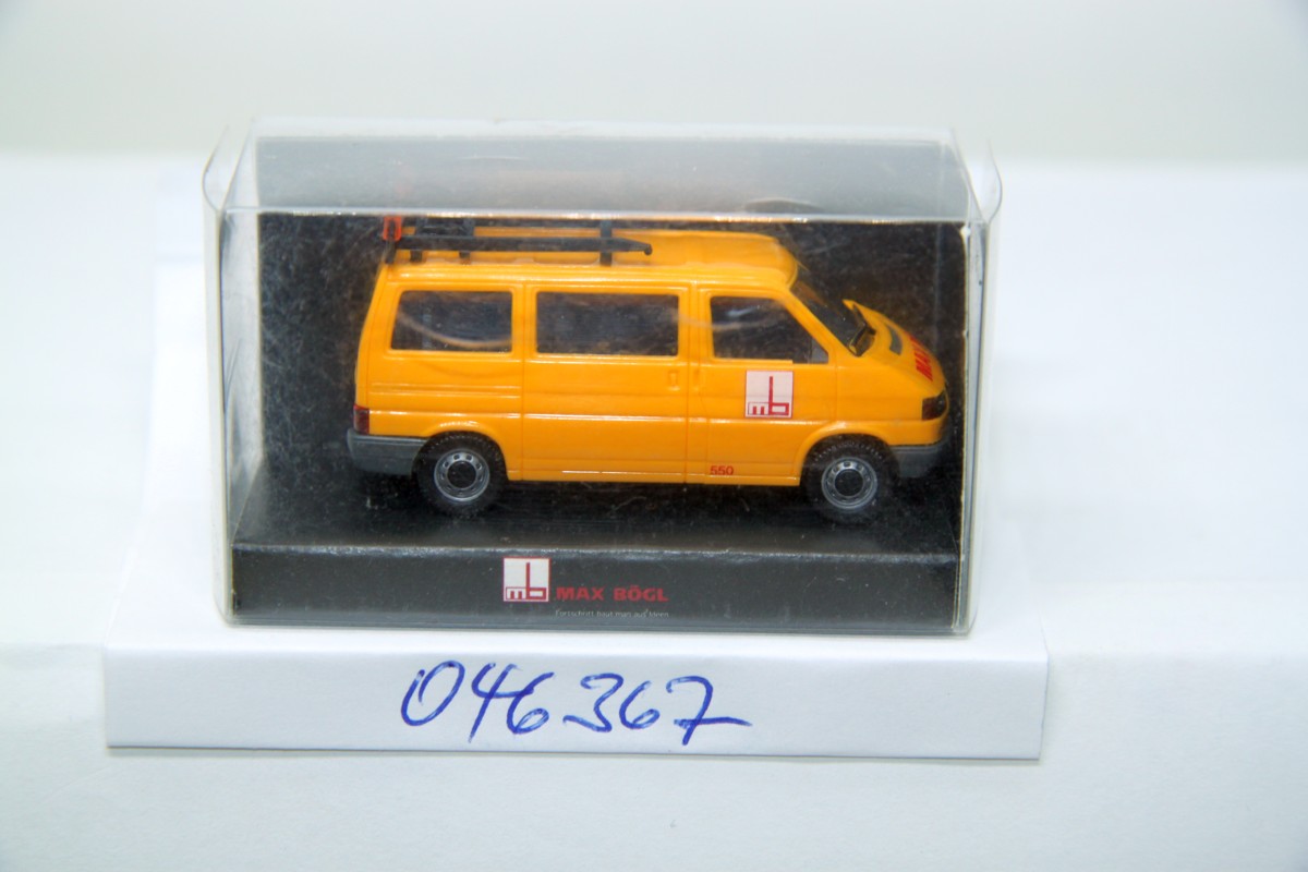Herpa 046367, VW T4 BUS BF3 "MAX BÖGL", for H0 gauge, with original packaging