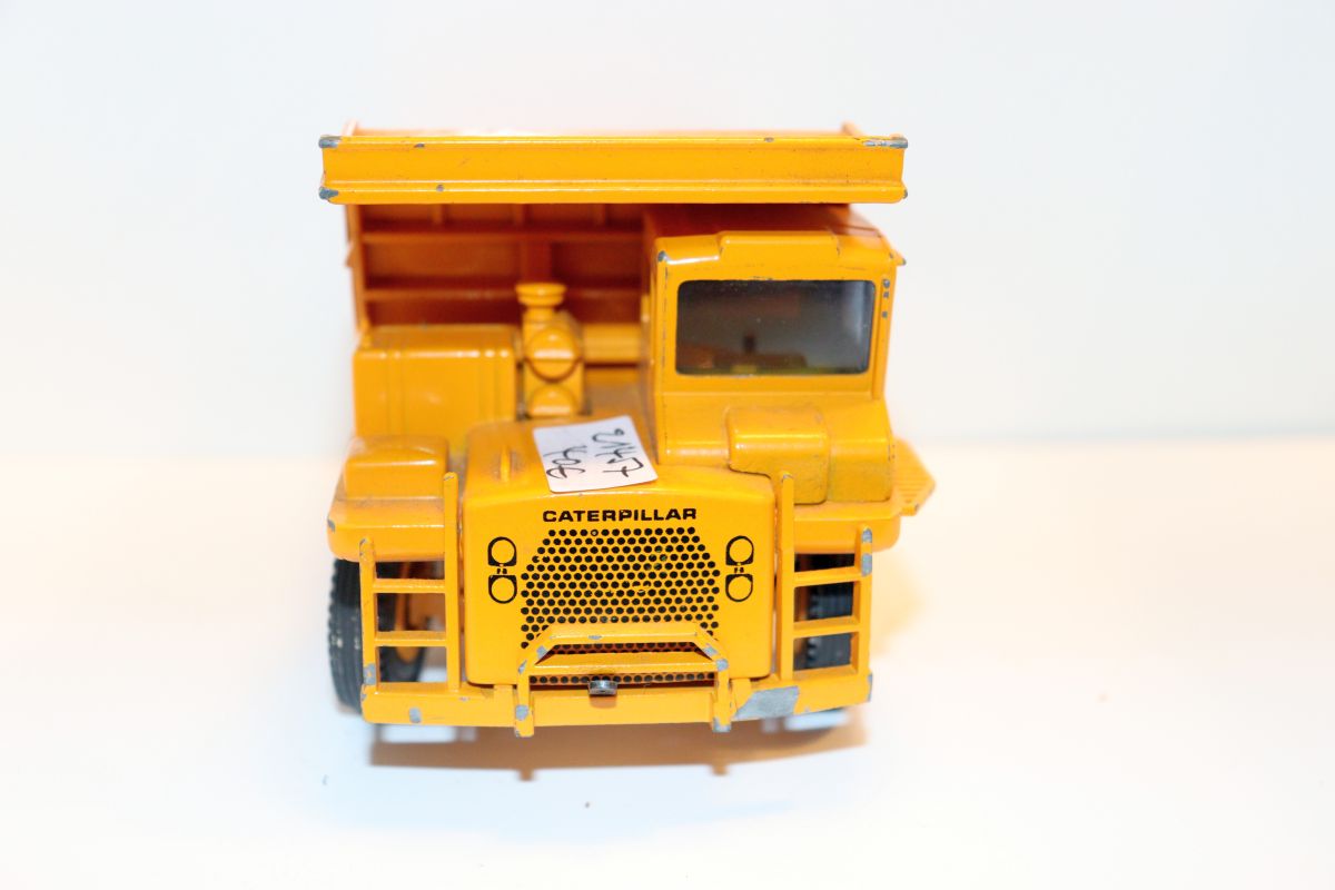 Gescha SW21457, Gescha Caterpillar dump truck, orange, scale 1:50, used, 