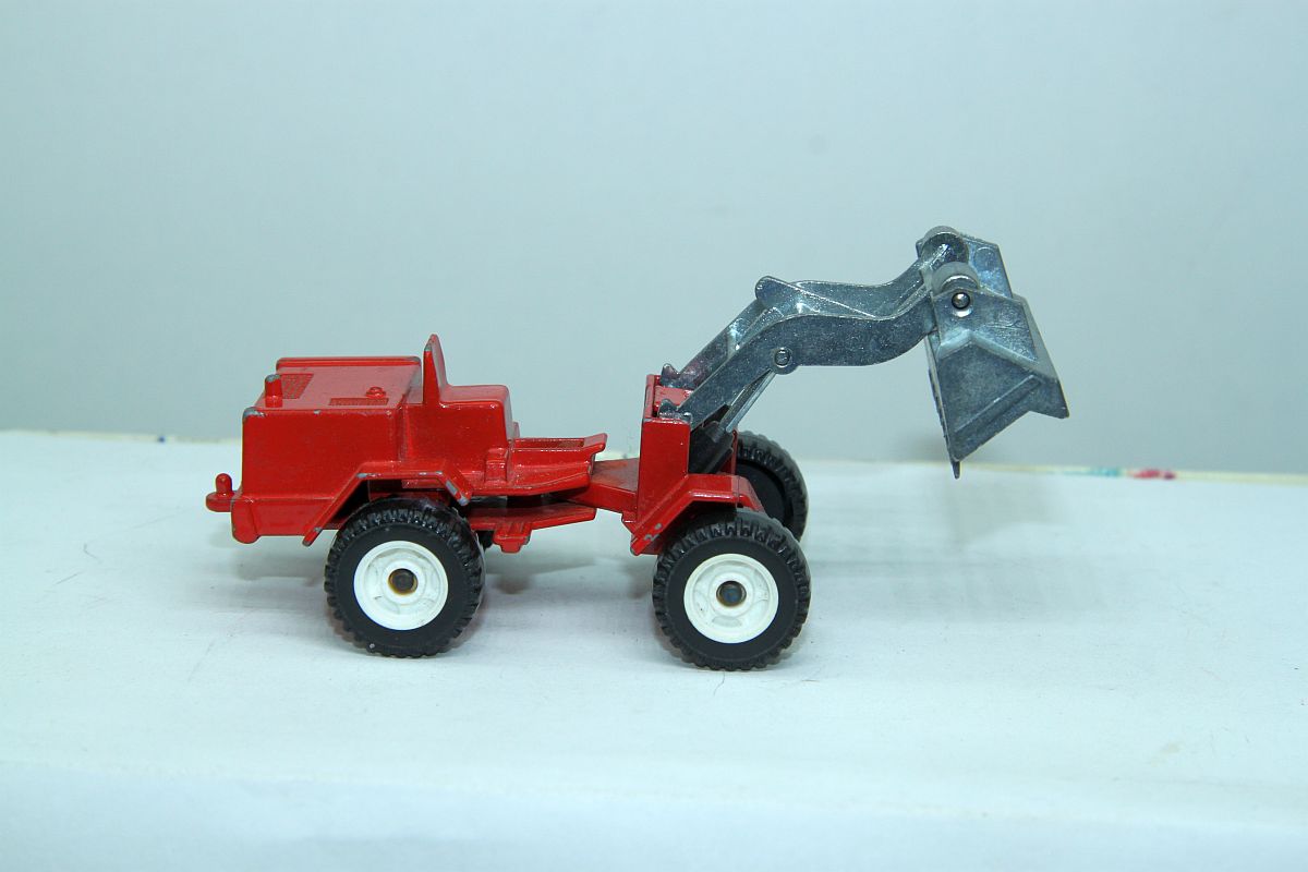 Siku SW19804, Siku wheel loader, red, used, with signs of wear, 