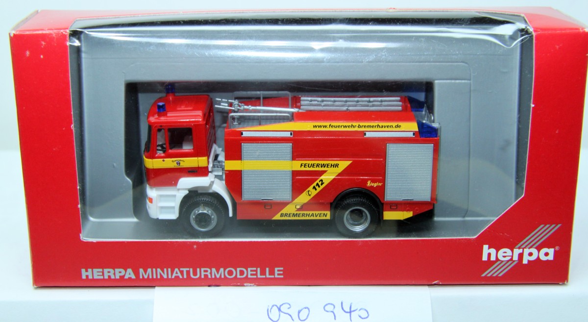 Herpa 090940, MAN M 2000 TLF 24/60 "Feuerwehr Bremerhaven" 