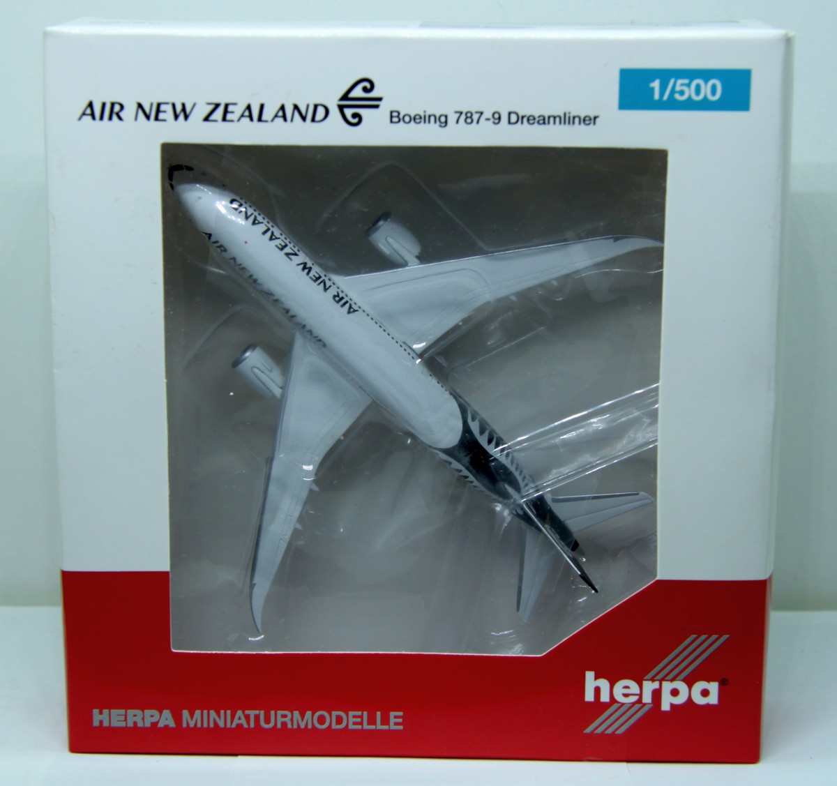 Herpa WINGS 527873, Flugzeugminiatur Air New Zealand Boeing 787-9 Dreamliner, Maßstab 1/500,