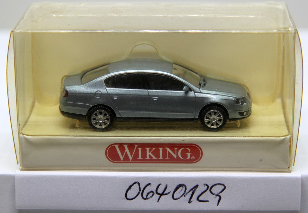 Wiking 0640129, VW Passat Limo arcticblue, for gauge H0
