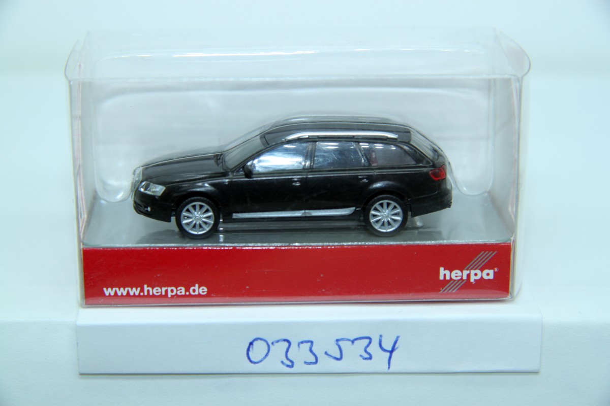 Herpa 033534, Audi A 6, all-wheel drive (R), black,