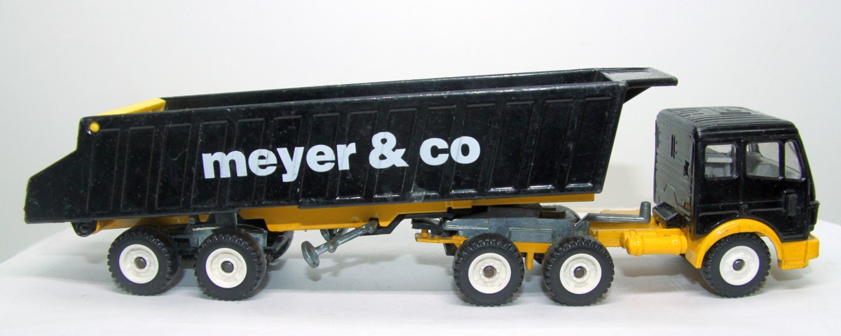 Siku 2919, Sandkipper, mit Aufschrift "Meyer & Co", schwarz/gelb, bespielt mit  Gebrauchsspuren, siehe Bilder, ohne Originalverpackung 