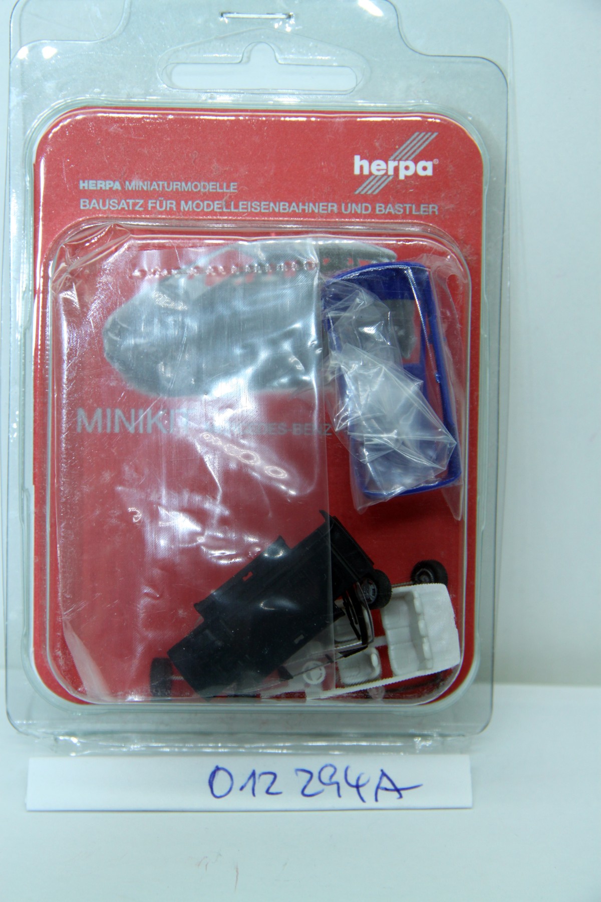 Herpa 012294, Minikit, Mercedes-Benz A-Klasse, schwarz