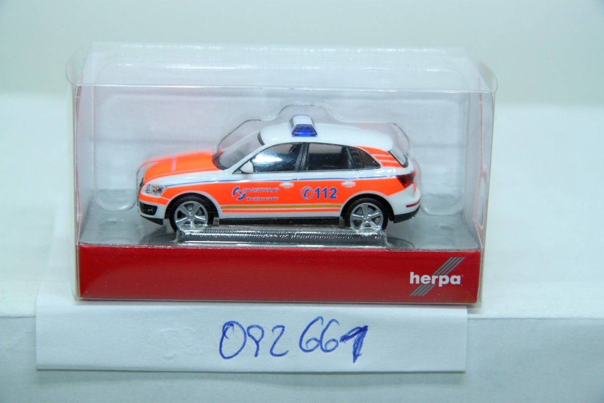 Modèle Réduit Herpa 1/87 Audi Q5 ELW De L'aéroport De Francfort Fraport - Neuf